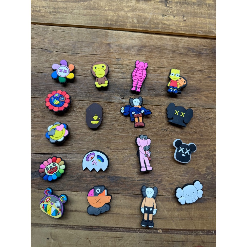 16pc Hypebeast Shoe Charms Set KAWS Murakami BAPE Style Clog Decorations